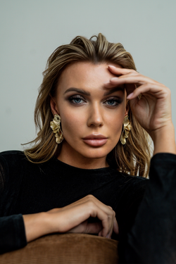 Oversize Ginkgo Leaf Earings – Gold